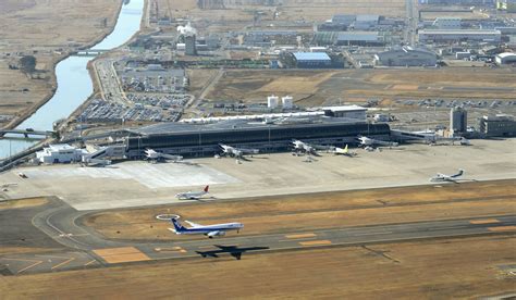 仙台空港 駐車場 空と大地の狭間で踊る時間