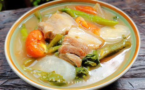  Sinigang na Baboy -  A Tart and Tangy Delight That Will Captivate Your Taste Buds